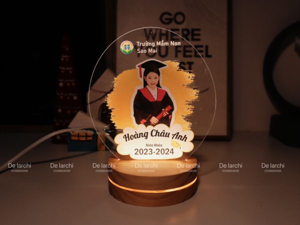 Kỉ Niệm Chương Hình Oval In Theo Yêu Cầu - Quà Tốt Nghiệp Ý Nghĩa | De L'archi