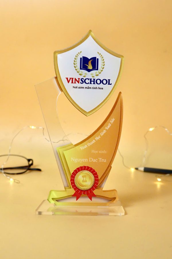Cúp tốt nghiệp mica kèm đế, huy chương in UV theo yêu cầu ý nghĩa cho học sinh - Hình ảnh 6
