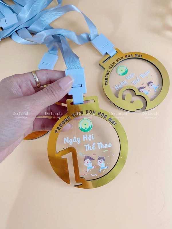 Huy Chương Mica 2 Lớp Tròn - In Theo Yêu Cầu Cho Học Sinh | De L'archi - Hình ảnh 3