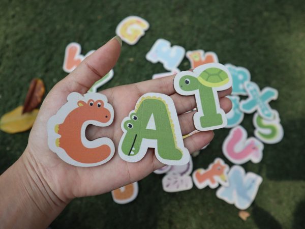 Bộ chữ cái hình bánh ngộ nghĩnh với lớp phủ UV bảo vệ  - An Toàn Cho Bé, nhận diện mặt chữ, tô điểm phòng bé thêm xinh - Hình ảnh 72