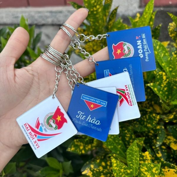 Móc khóa in theo yêu cầu