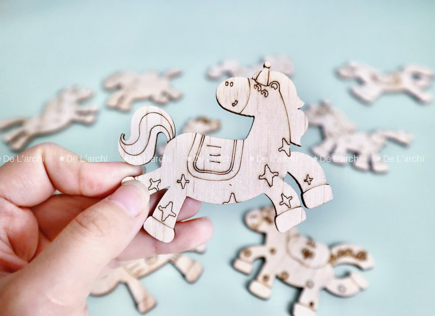 Set Ngựa Gỗ 10 Món – Tặng Kèm 12 Màu + 2 Cọ Cho Bé Thỏa Sức Sáng Tạo - Hình ảnh 7