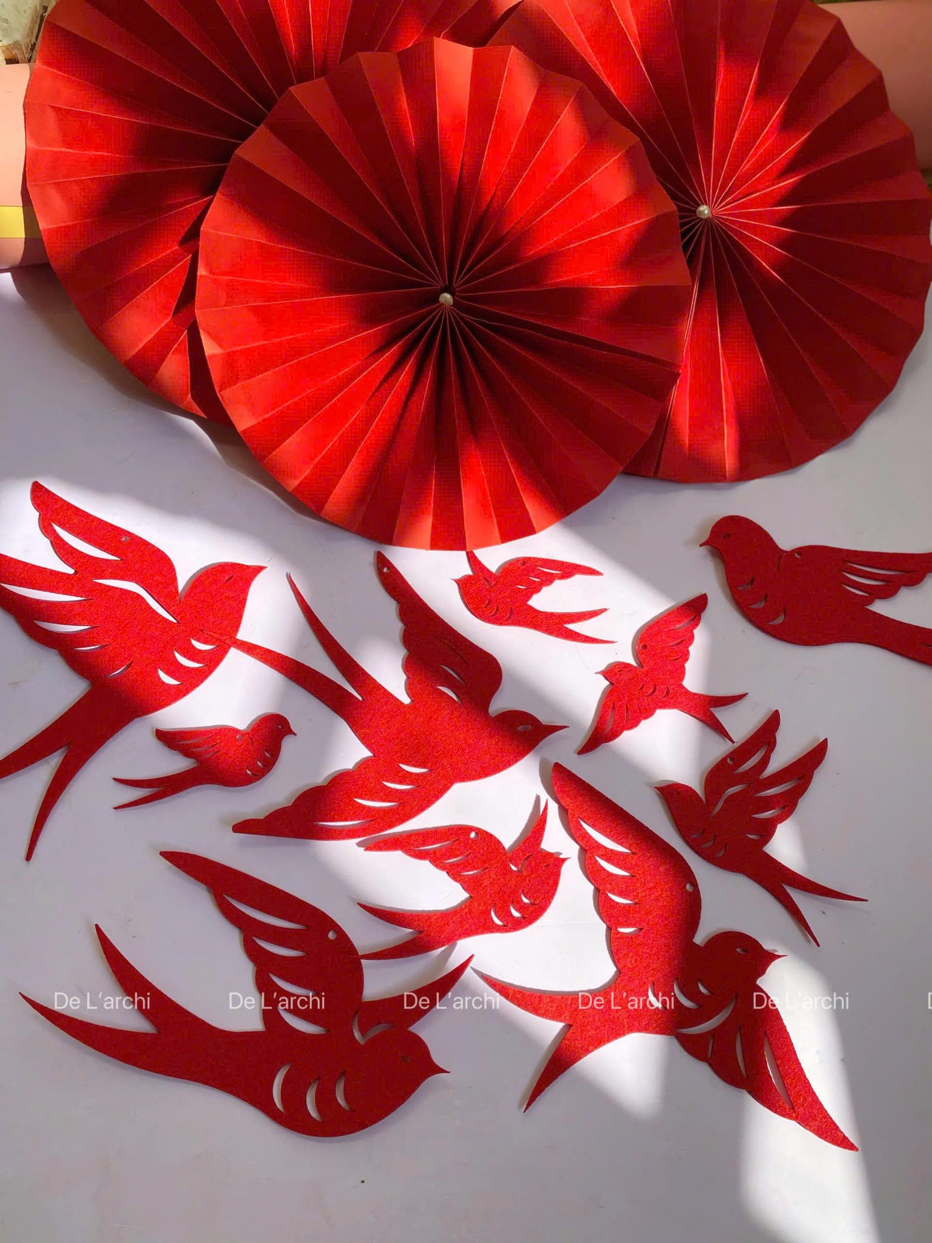 Set 10 Én Trang Trí Noel Vải Nỉ Đỏ – Treo Cành & Dán Tường Cao Cấp - Hình ảnh 5