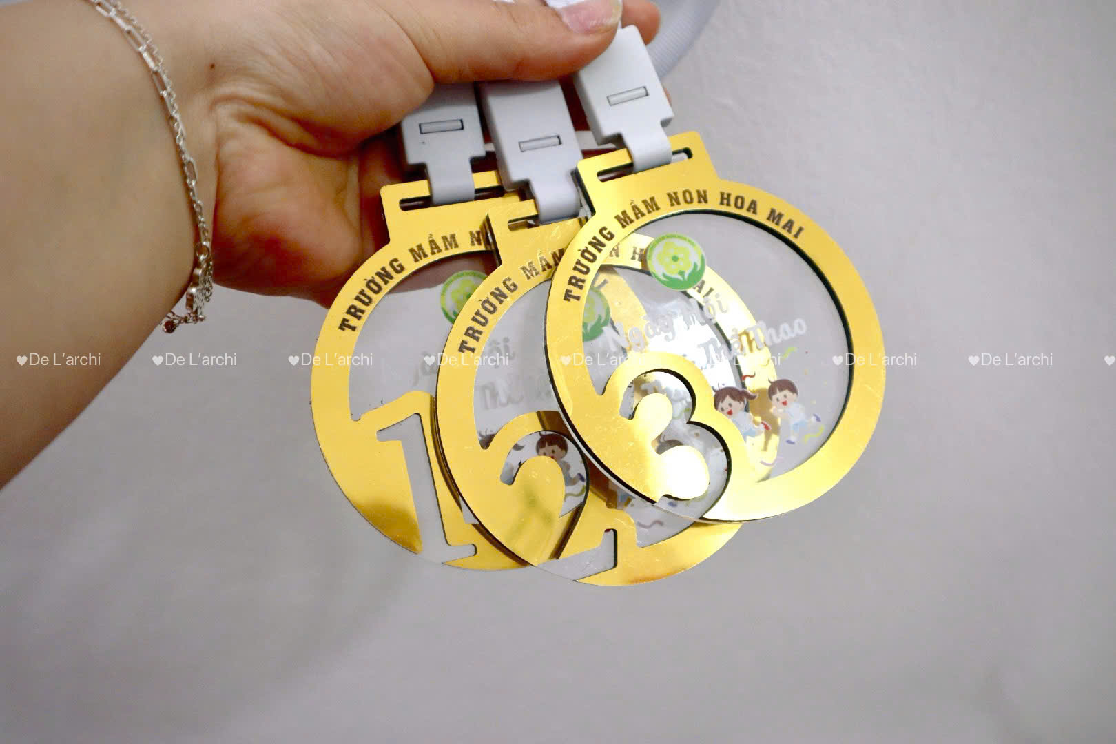 Huy Chương Thiết Kế Theo Yêu Cầu – Tên, Logo, Ảnh Bé - Hình ảnh 3